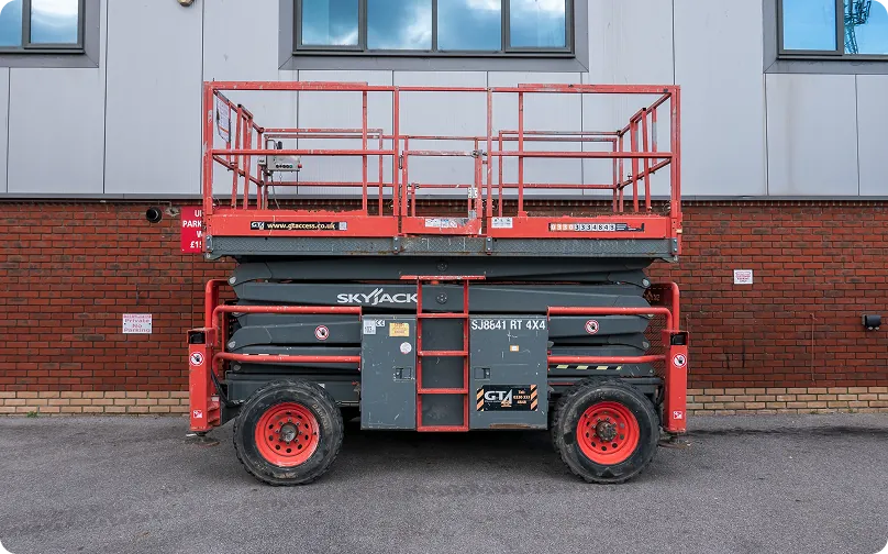 Makazasta platforma - Skyjack SJ6832